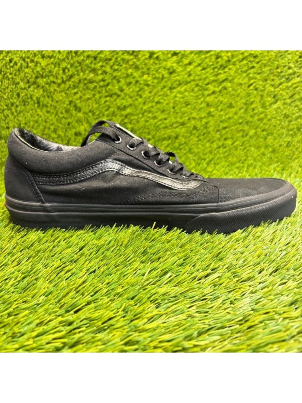 Vans Old Skool Mens Size 10.5 Triple Black Athletic Skateboard Shoes Sneakers